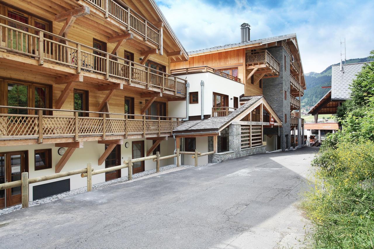Residence Prestige Odalys Les Fermes De Chatel Bagian luar foto
